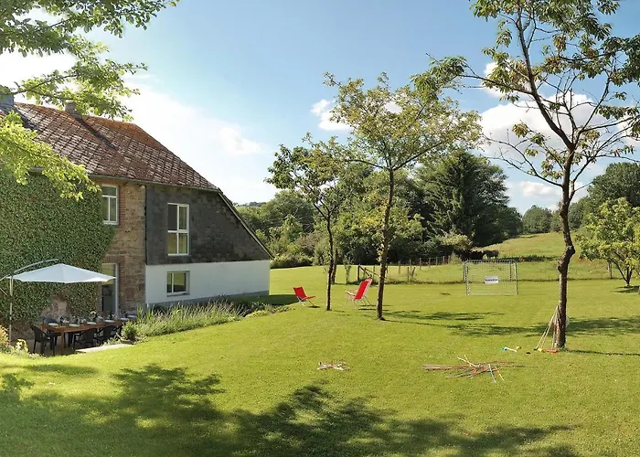 Ruhiges, Gemuetliches Ferienhaus Mit Grossem Garten